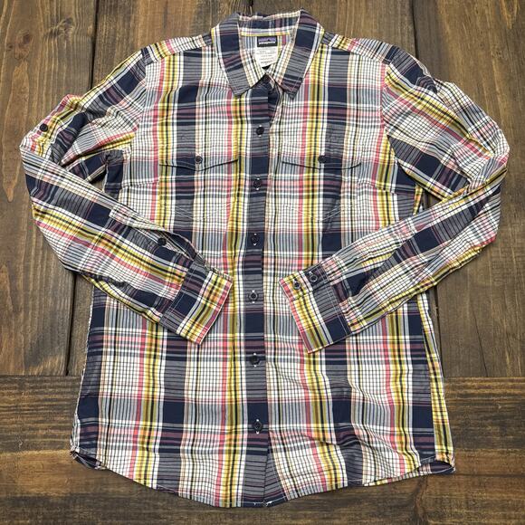 Patagonia Tops - Patagonia Organic Cotton Plaid Button Down Long Sleeve Women’s Shirt Sz 2‎